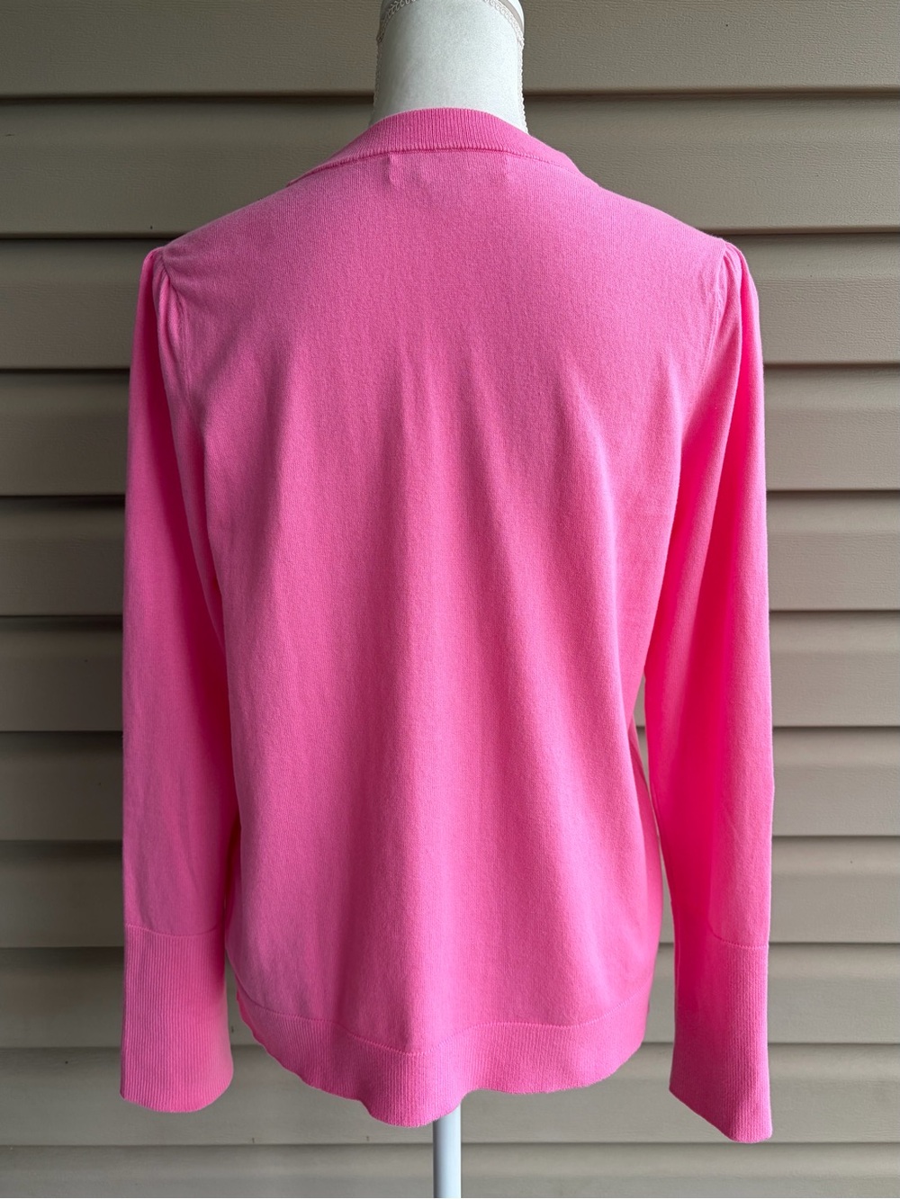 •Lilly Pulitzer• NWOT Embellished Morgan Sweater - Size Medium - Picture 6 of 9